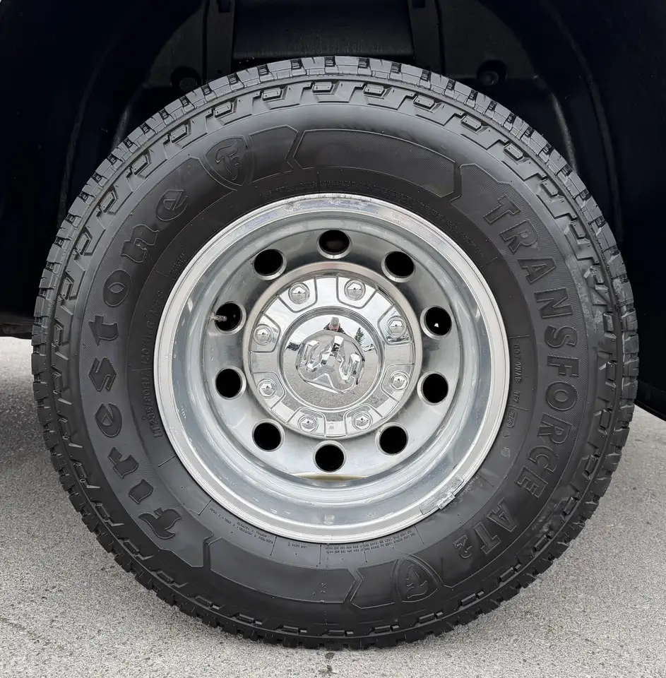 RAM 3500 снимка RAM 3500