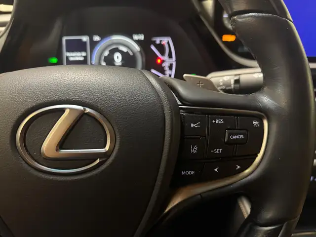 Lexus Es view 13