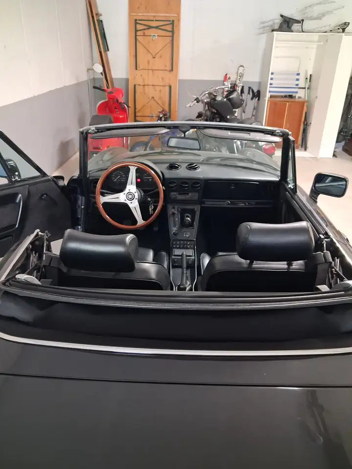 Alfa Romeo Spider 2.0 my90, foto 1