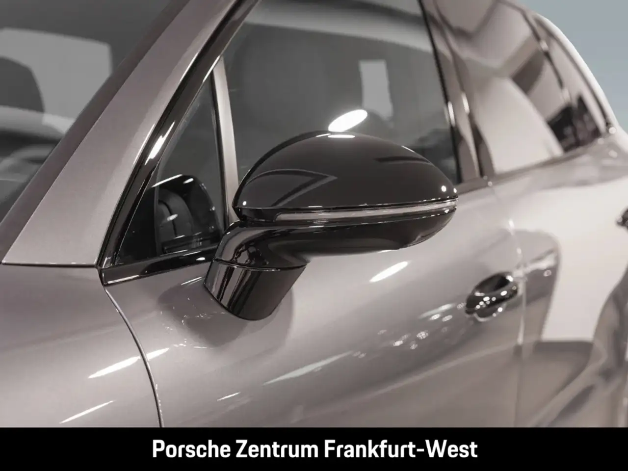 Porsche Cayenne E-Hybrid Black Edition HA-Lenkung HeadUp 8