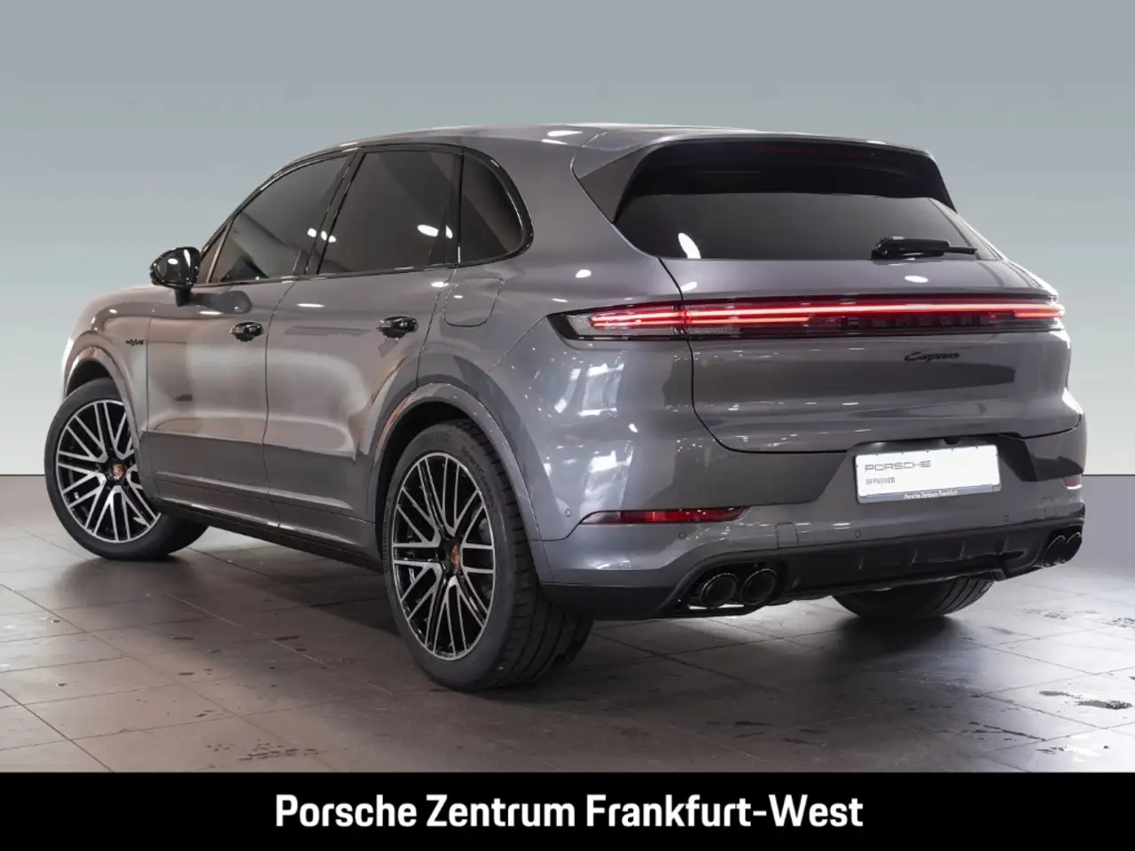 Porsche Cayenne E-Hybrid Black Edition HA-Lenkung HeadUp 3