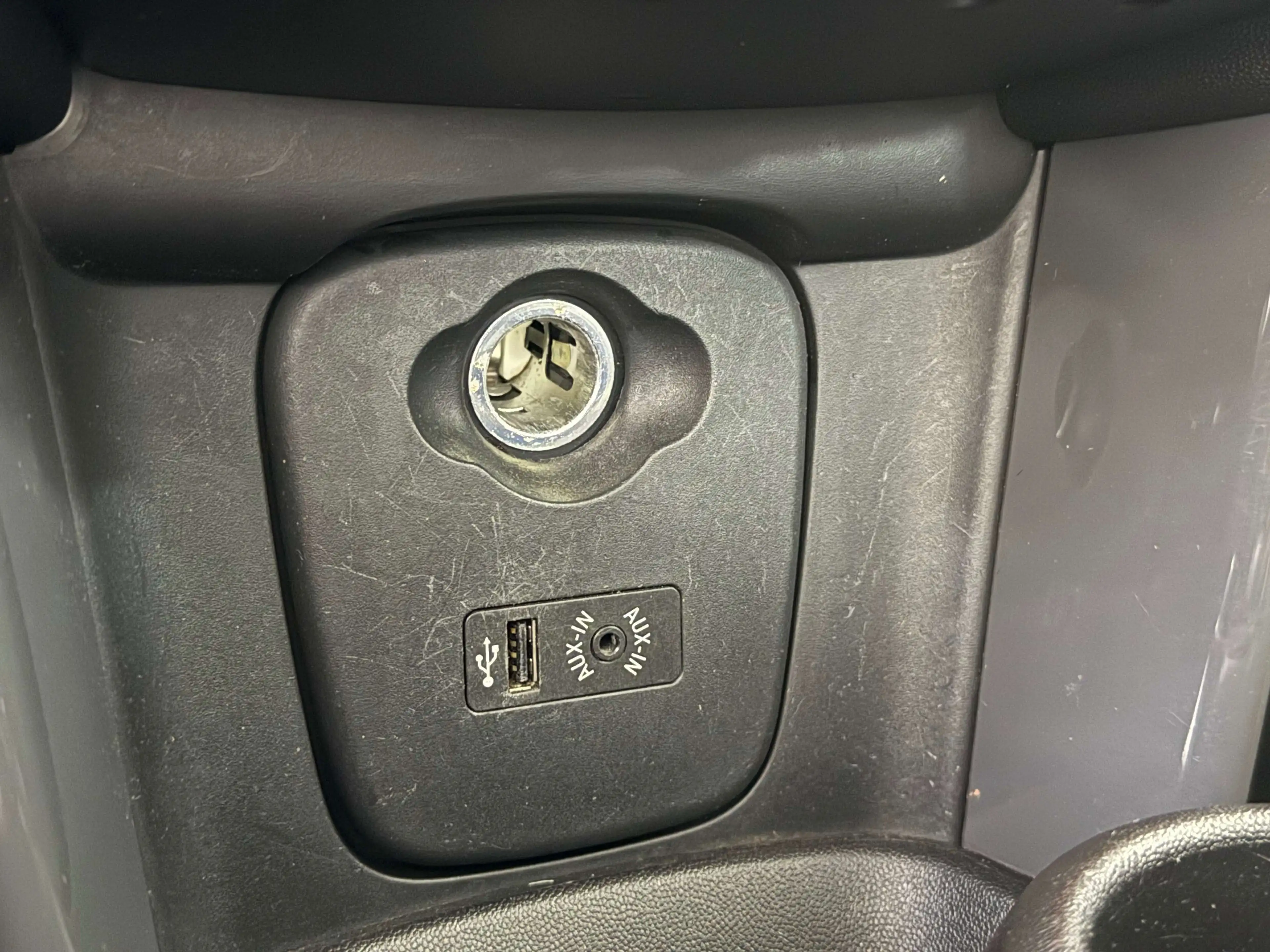 MINI One D /NAVI/PDC/GARANTIE — photo 14