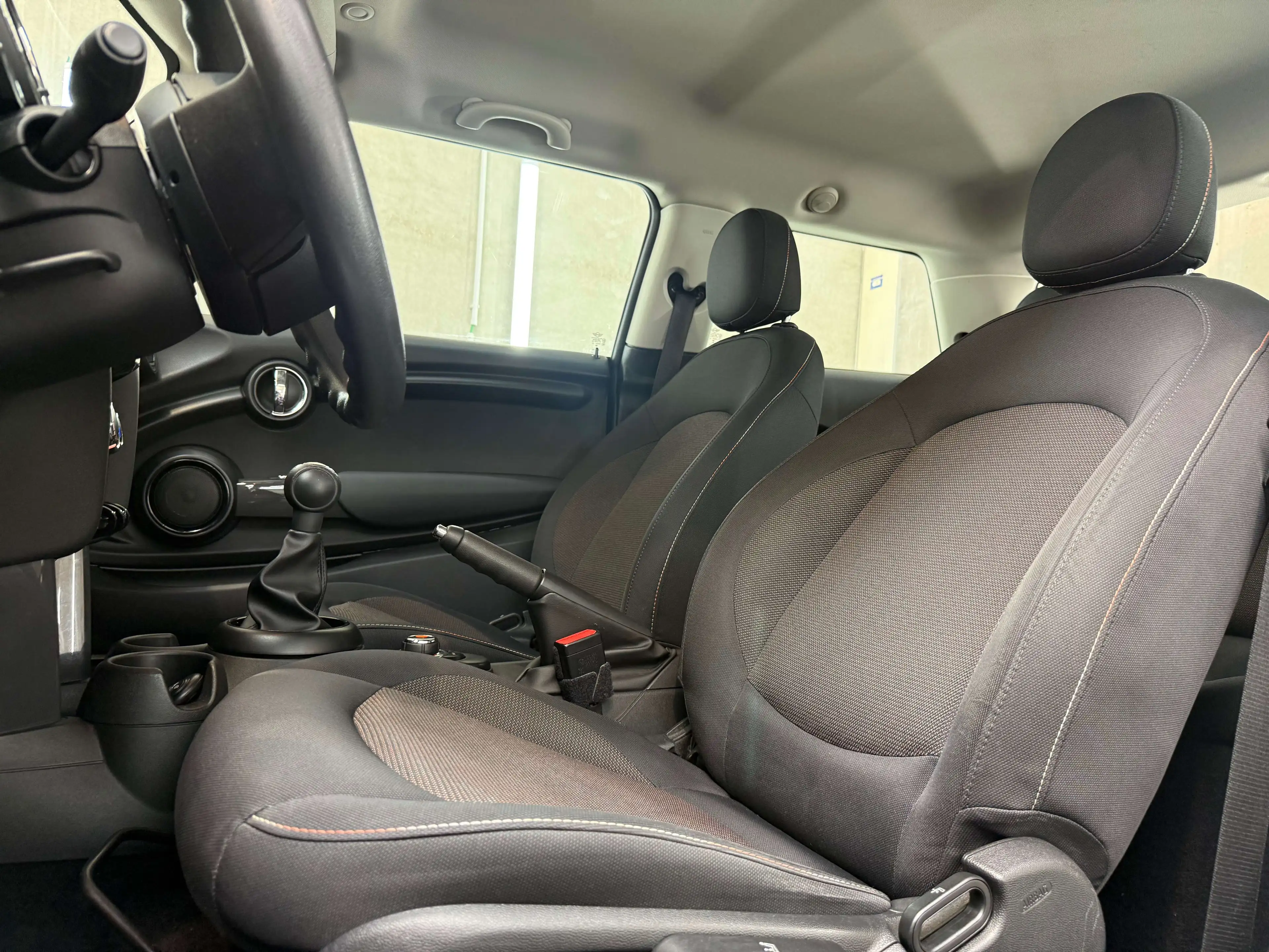 MINI One D /NAVI/PDC/GARANTIE — photo 15