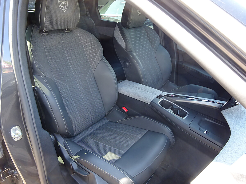 Peugeot 5008 mHEV 145 e-DCS6 Aut. — photo 4