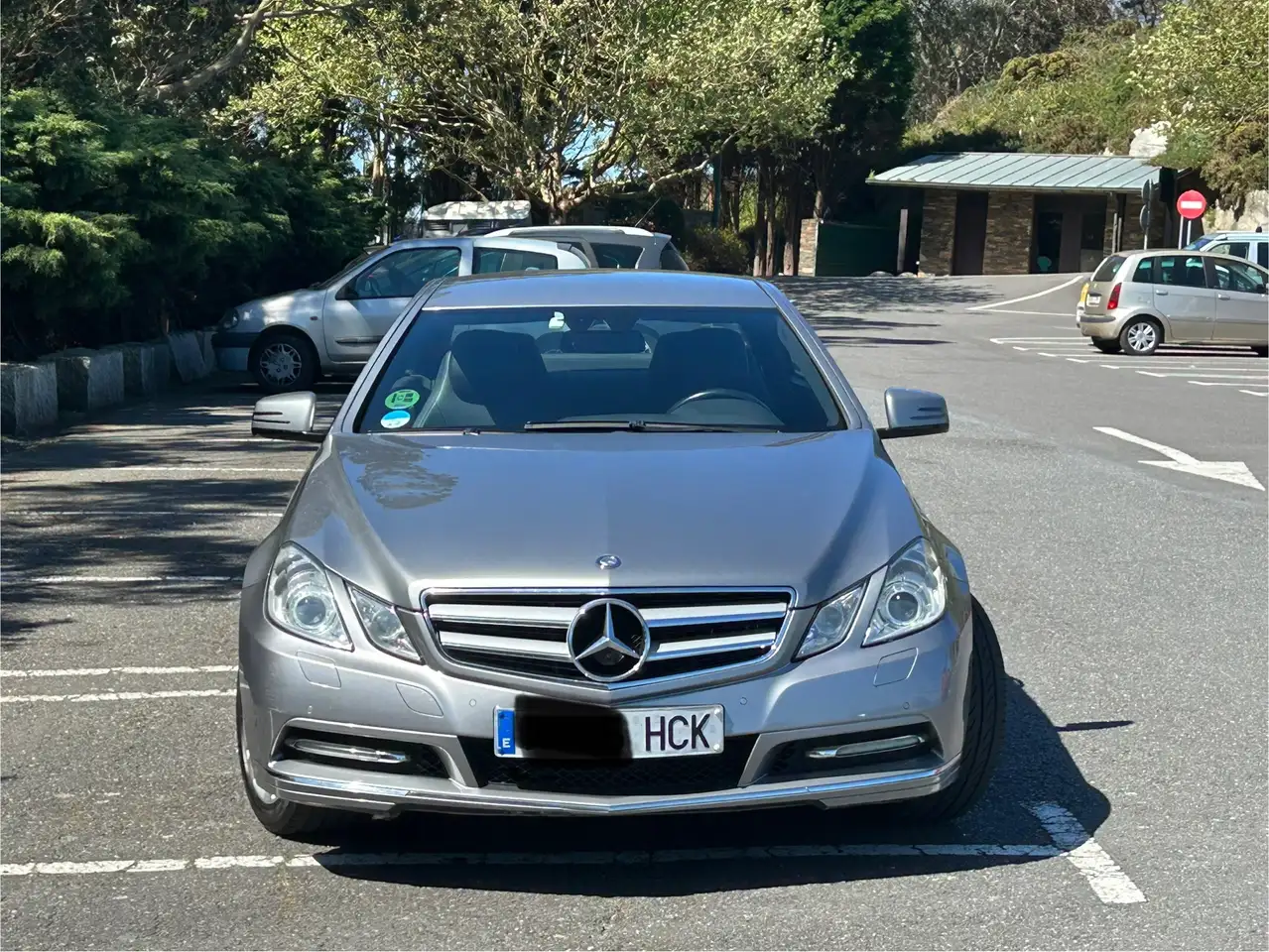 Mercedes-Benz E 200