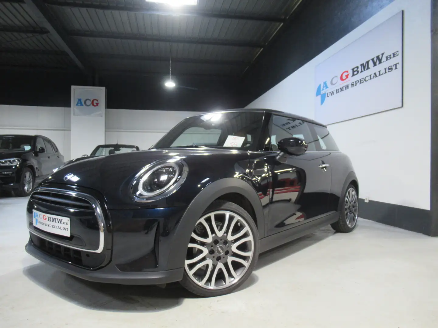 MINI One LED Navi Carplay Leder Comf Panorama HU DAB PDC Blau - 2