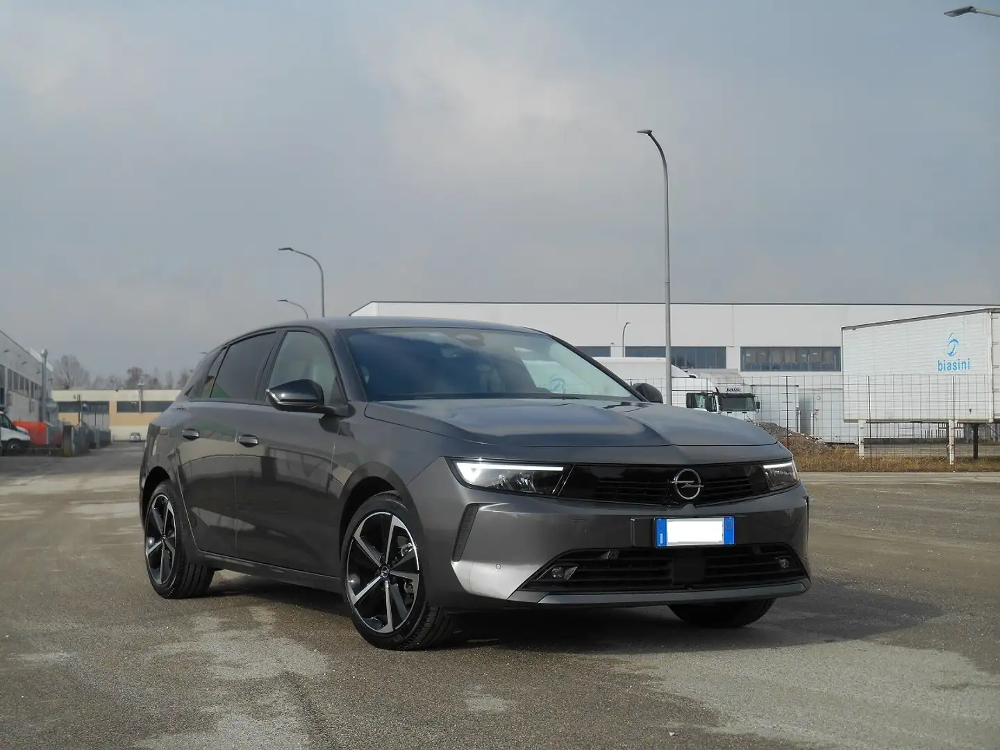Opel Astra 1.2 t Elegance s Garanzia Opel estesa Gris - 2