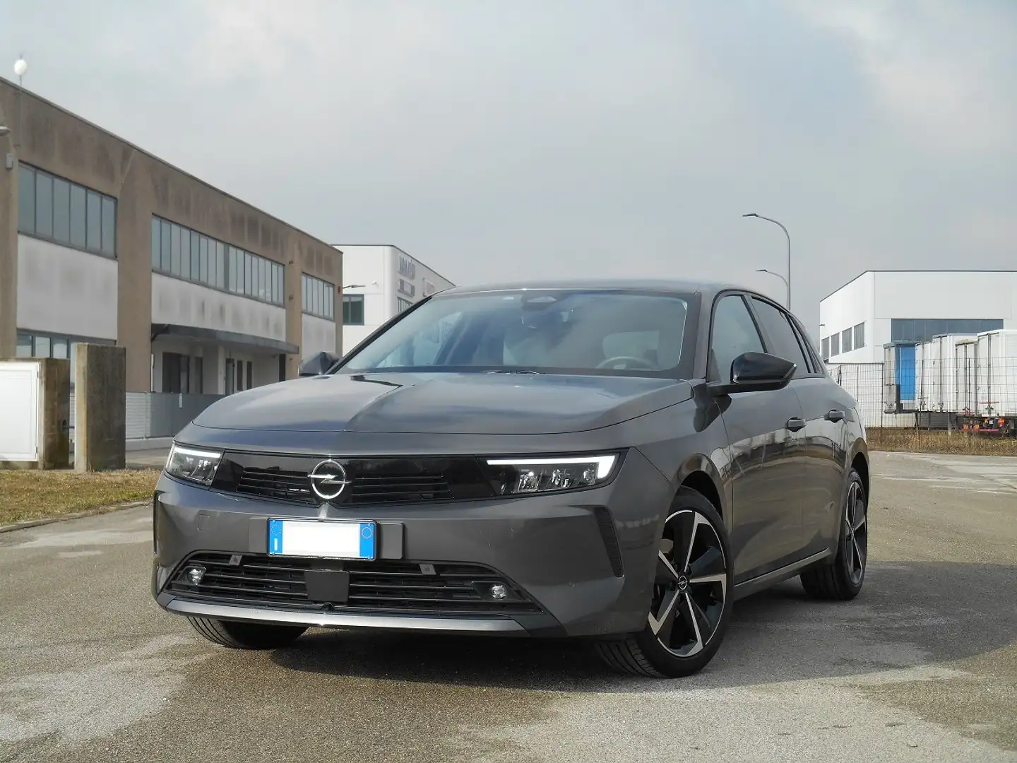 Opel Astra 1.2 t Elegance s Garanzia Opel estesa Gris - 1