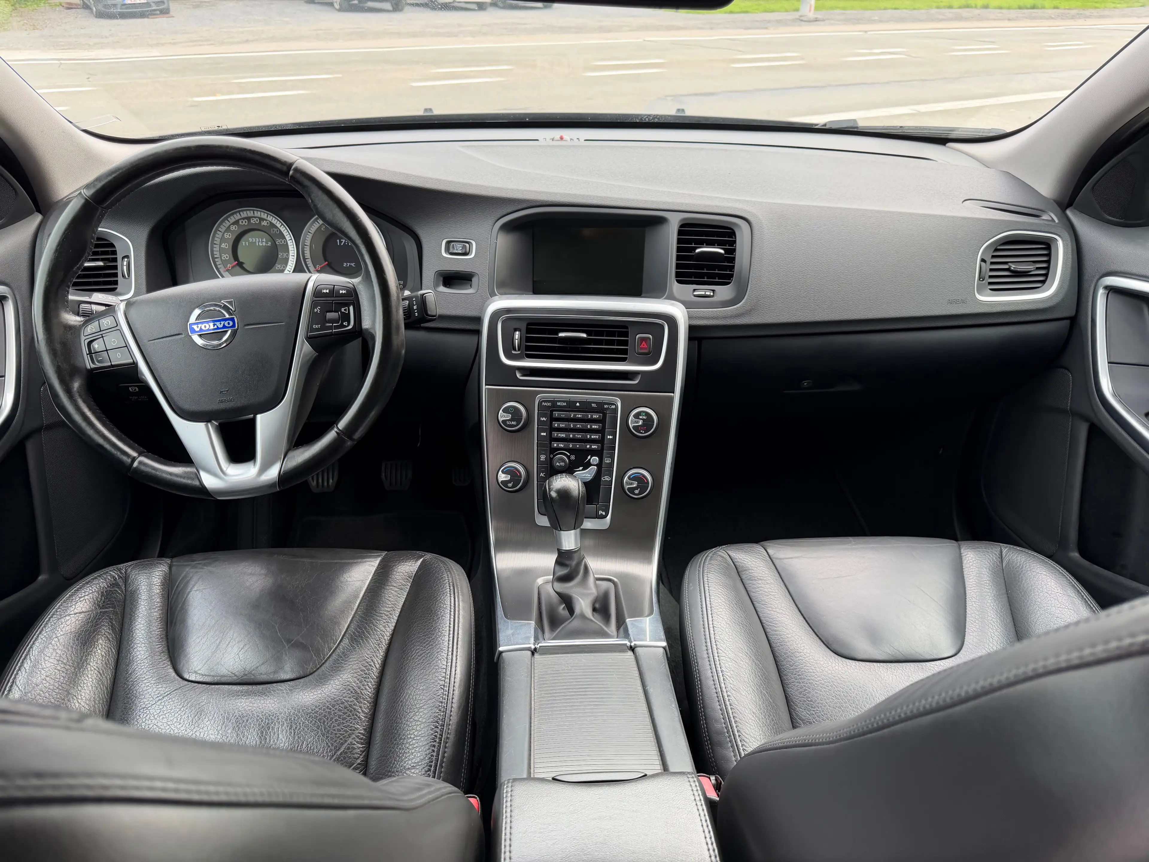 Volvo S60 S60 2.0 D3 Summum Start/Stop — photo 11