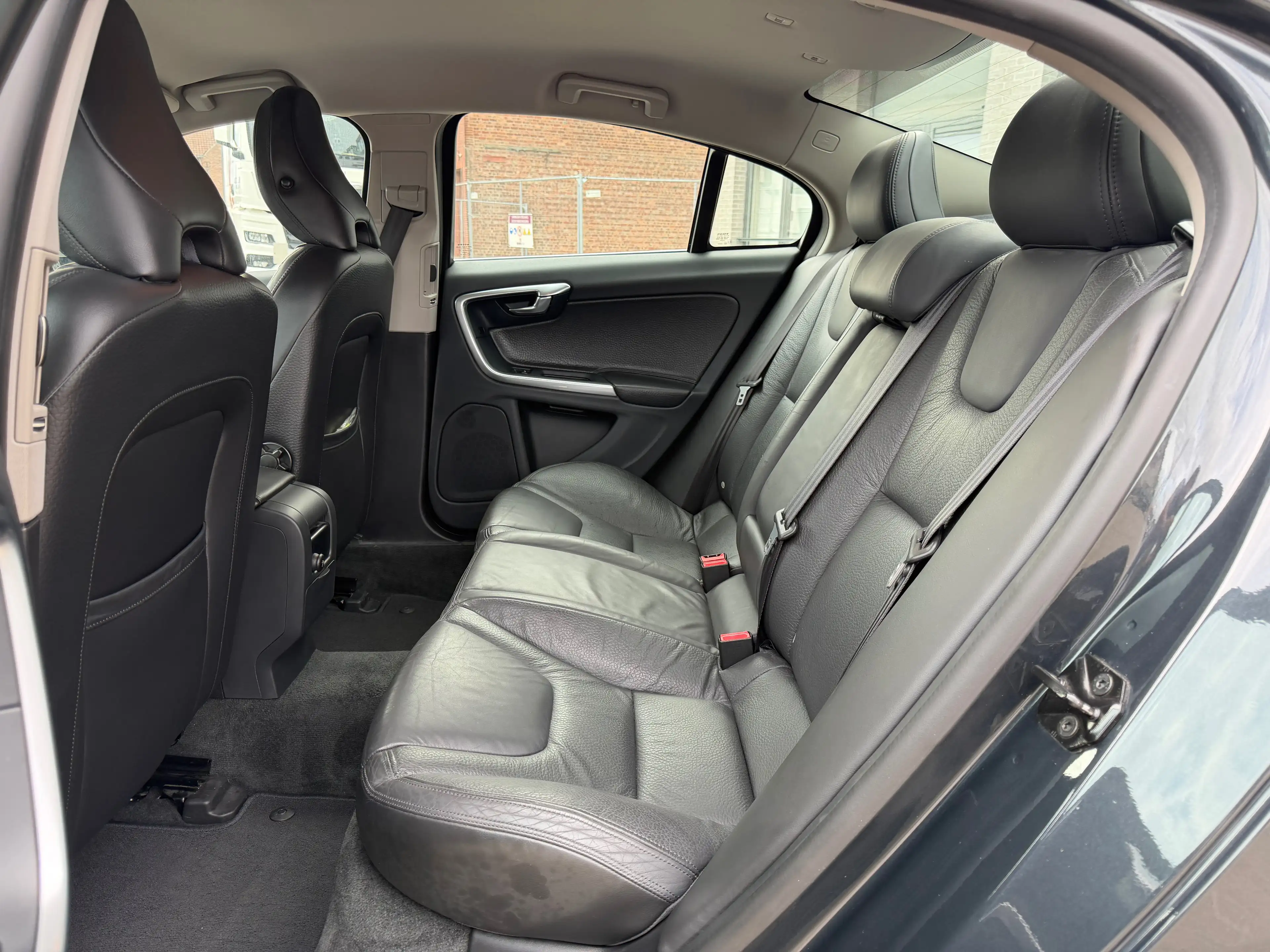 Volvo S60 S60 2.0 D3 Summum Start/Stop — photo 10