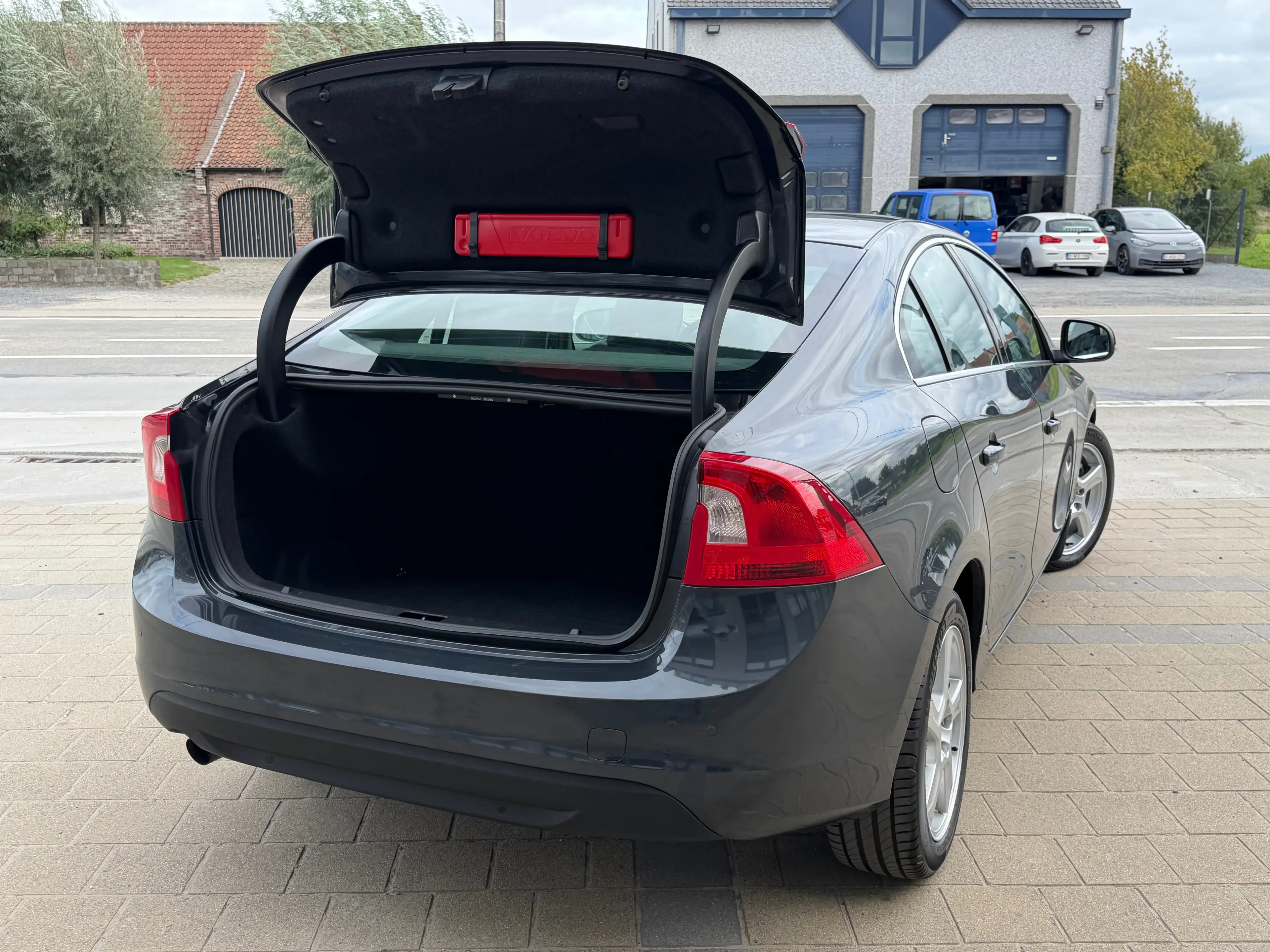 Volvo S60 S60 2.0 D3 Summum Start/Stop — photo 7