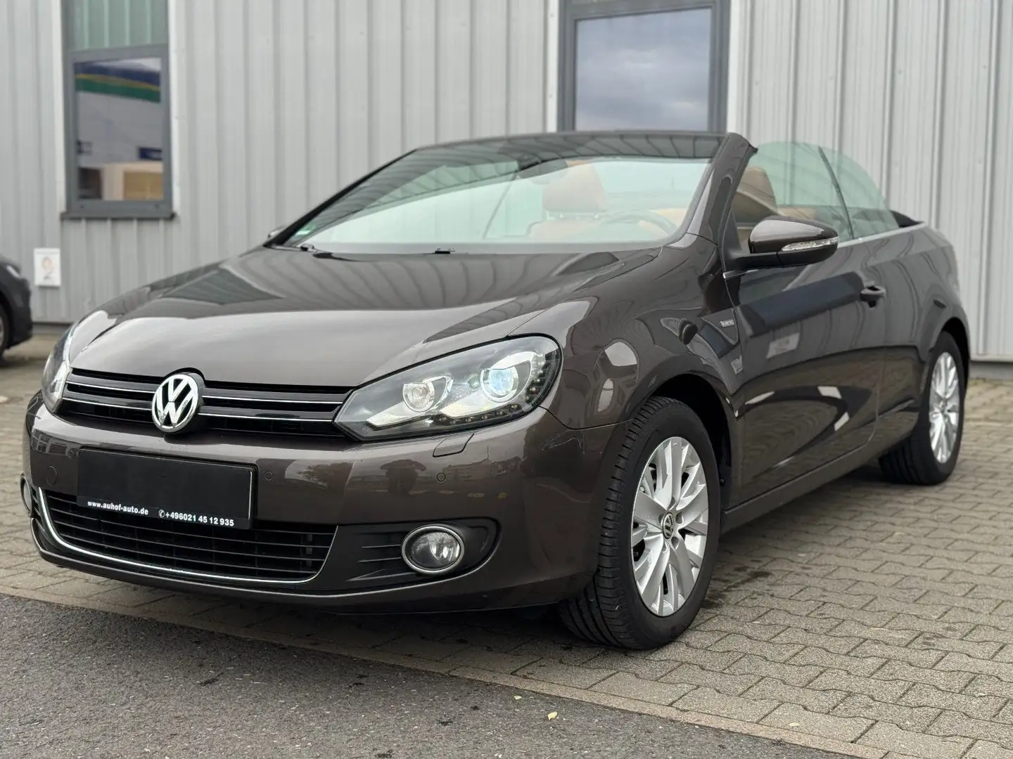 Volkswagen Golf VI Cabrio Life 1.Hand Leder Xenon Alu PDC Braun - 2