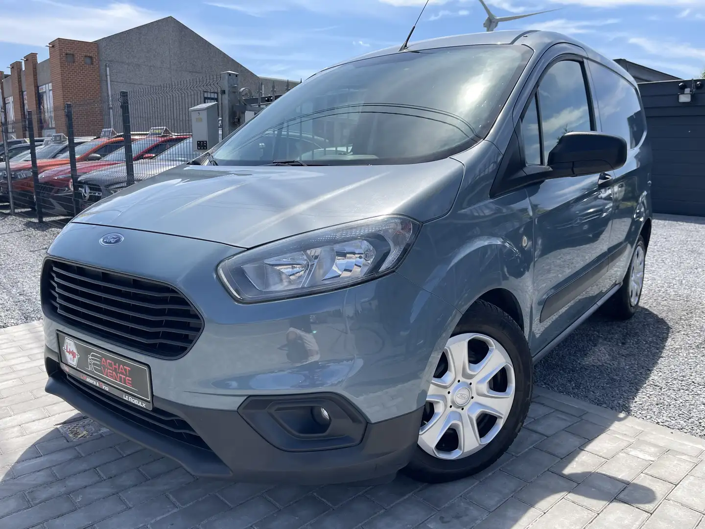 Ford Tourneo Courier 1.0 Utilitaire-Airco-101cv🔝62.466 km🔝 Grijs - 1