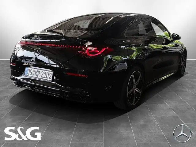 Mercedes-Benz Cla view 2