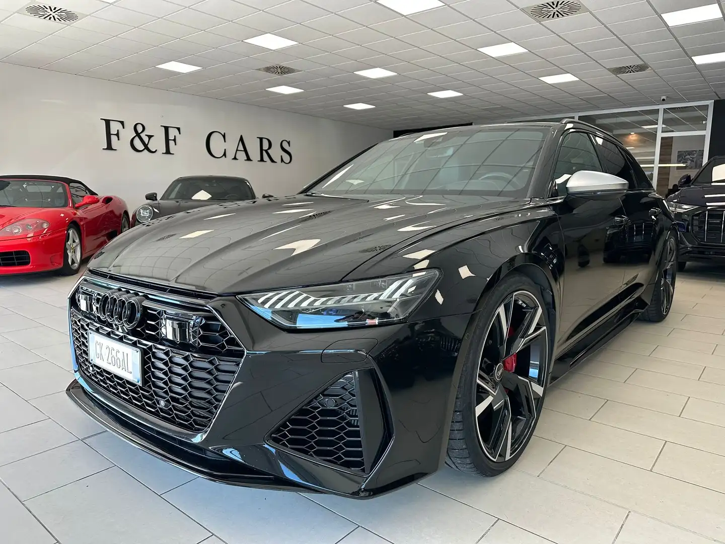 Audi RS6 Avant 4.0 Uff. Italiana DYNAMIC PLUS Bollo 06/2026 Nero - 1