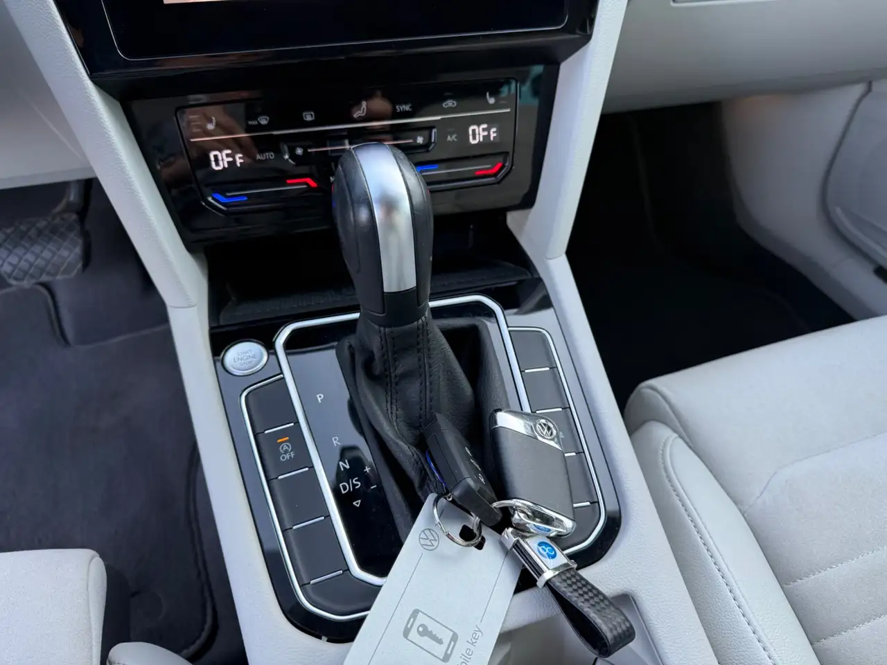 Volkswagen Passat Variant 2.0 TDI SCR 200 CV DSG Executive, миниатюра 15