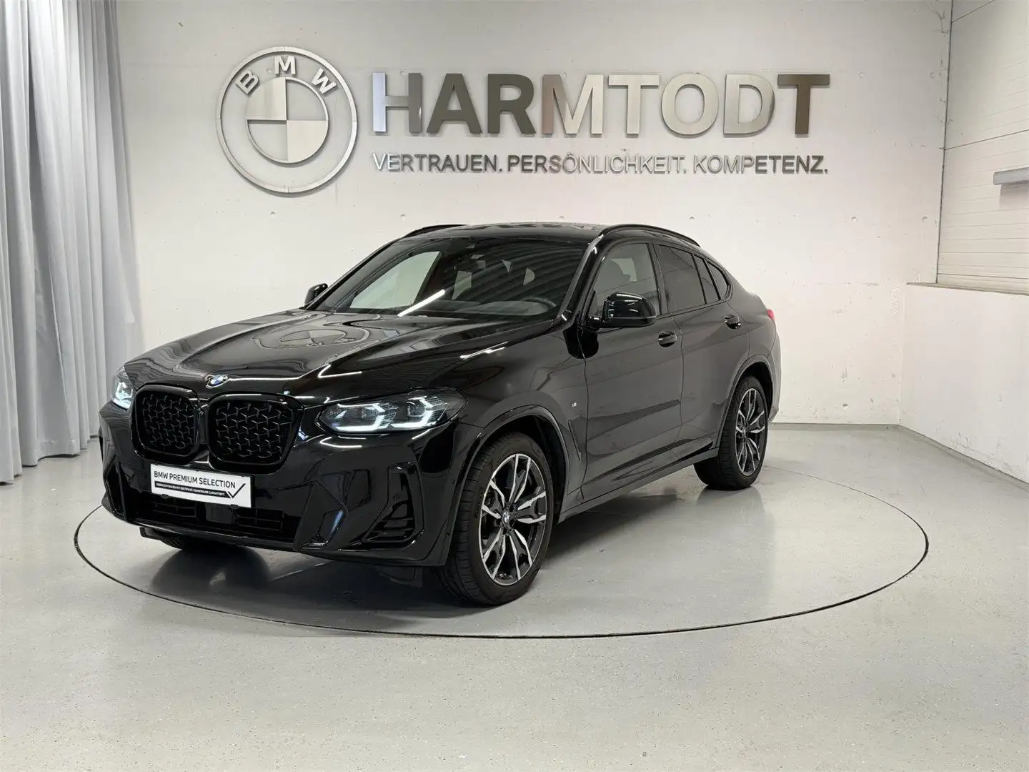 BMW X4 xDrive 20d Schwarz - 1