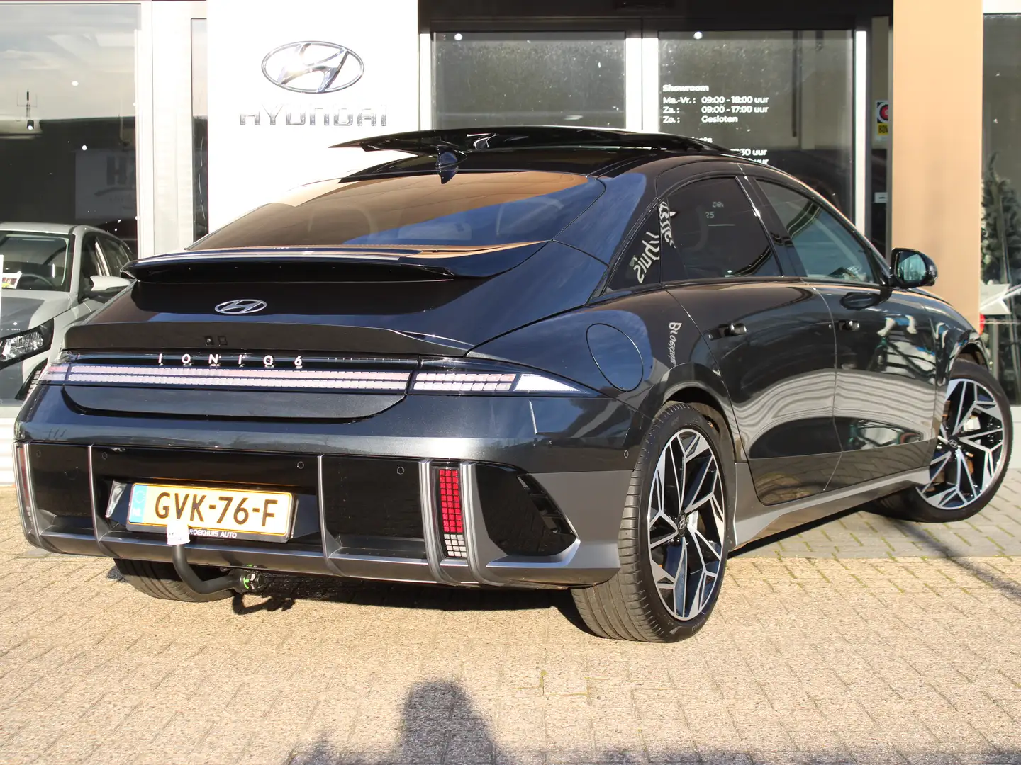 Hyundai IONIQ 6 Lounge Sky 77.4 kWh | Cruise control adaptief met Grijs - 2