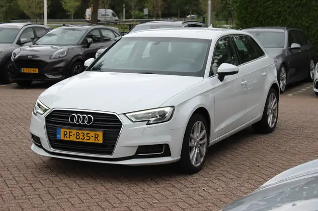 Audi A3 view 6