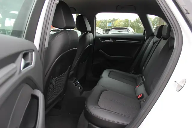 Audi A3 view 11