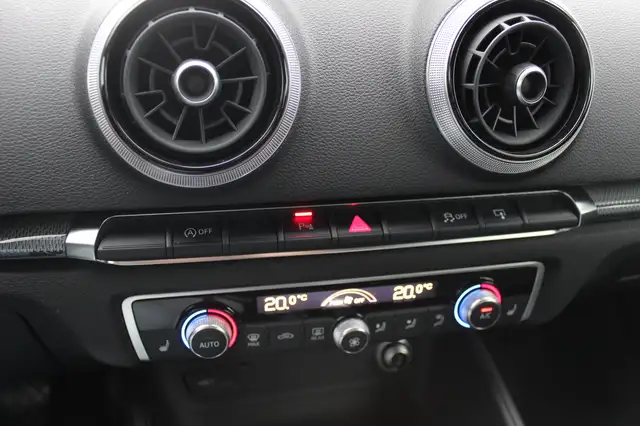 Audi A3 view 27