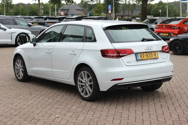 Audi A3 view 3