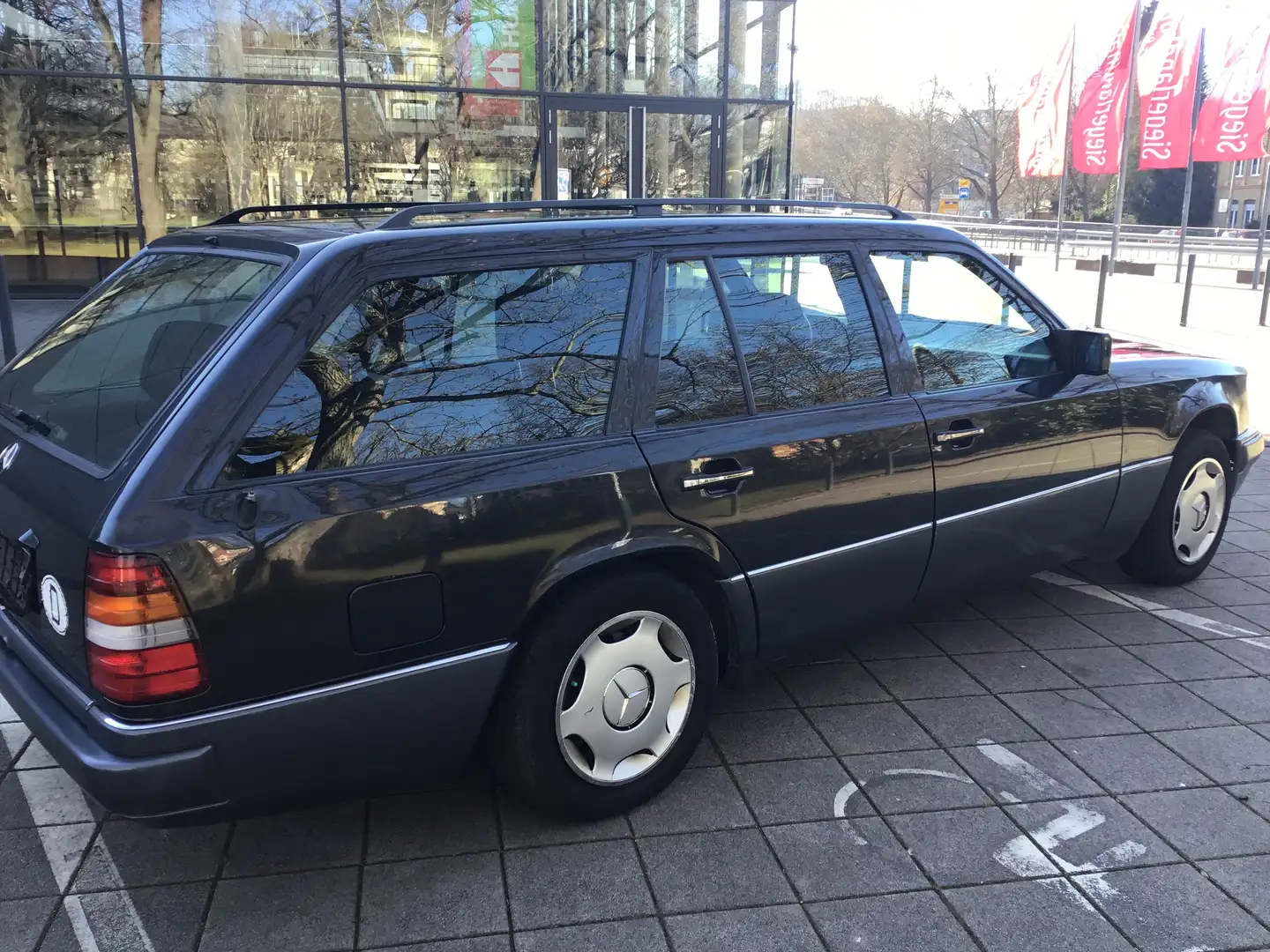 Mercedes-Benz E 220 Nero - 2