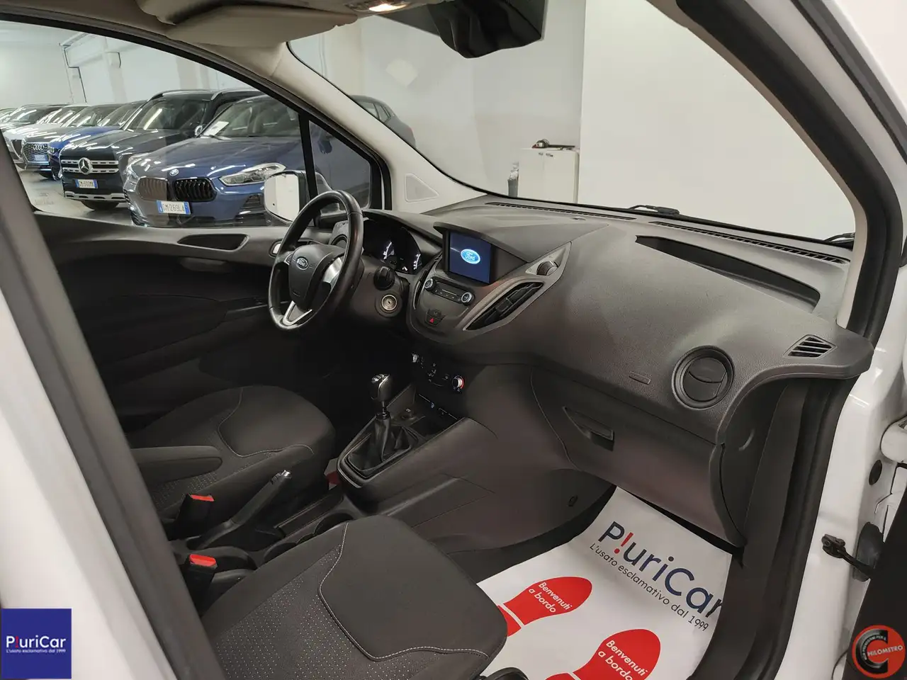 2022 Ford Transit Courier 1.5TDCi 100CV Van Portata 547kg CarPlay/Android, photograph 4