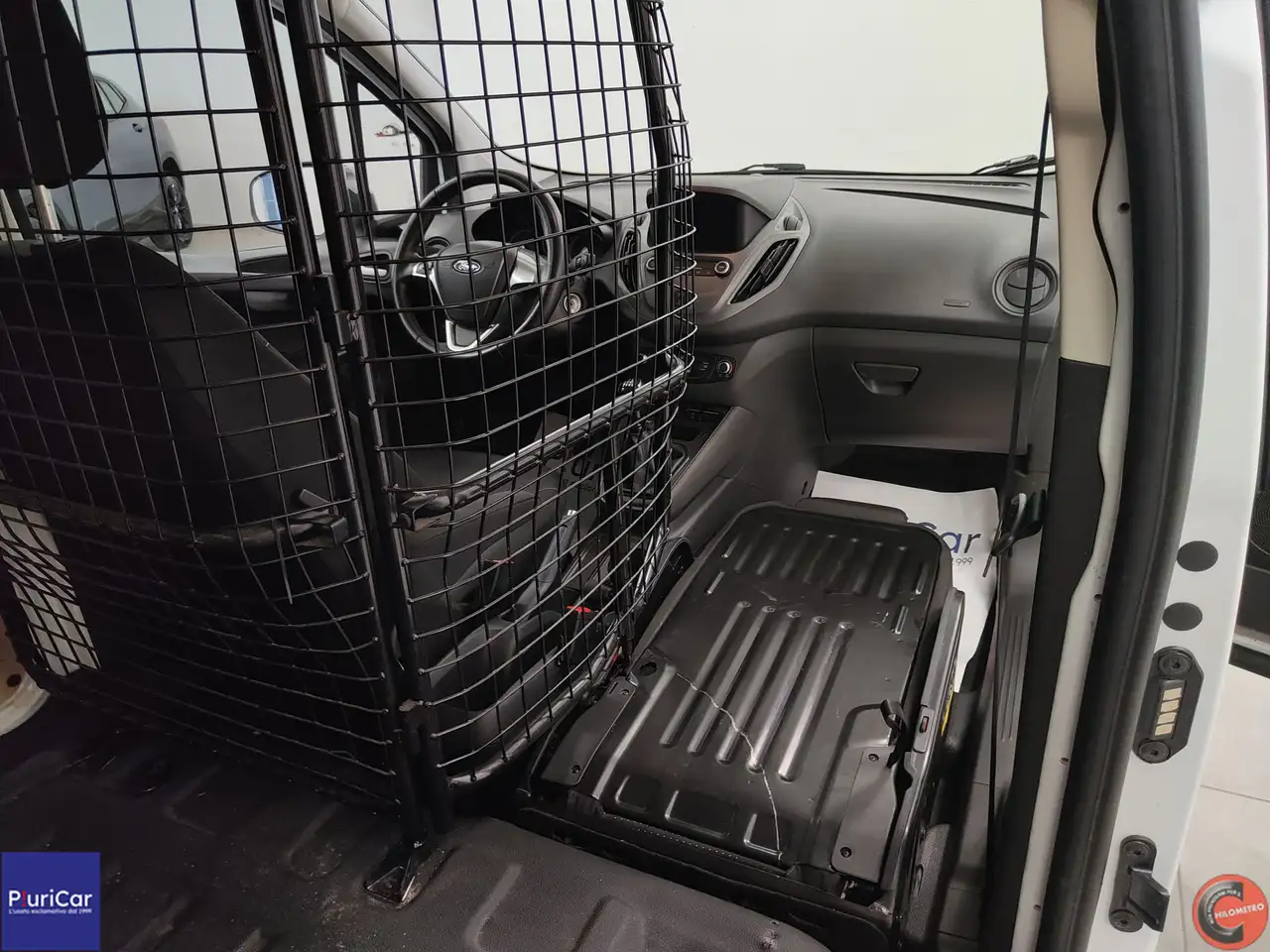 2022 Ford Transit Courier 1.5TDCi 100CV Van Portata 547kg CarPlay/Android, photograph 11
