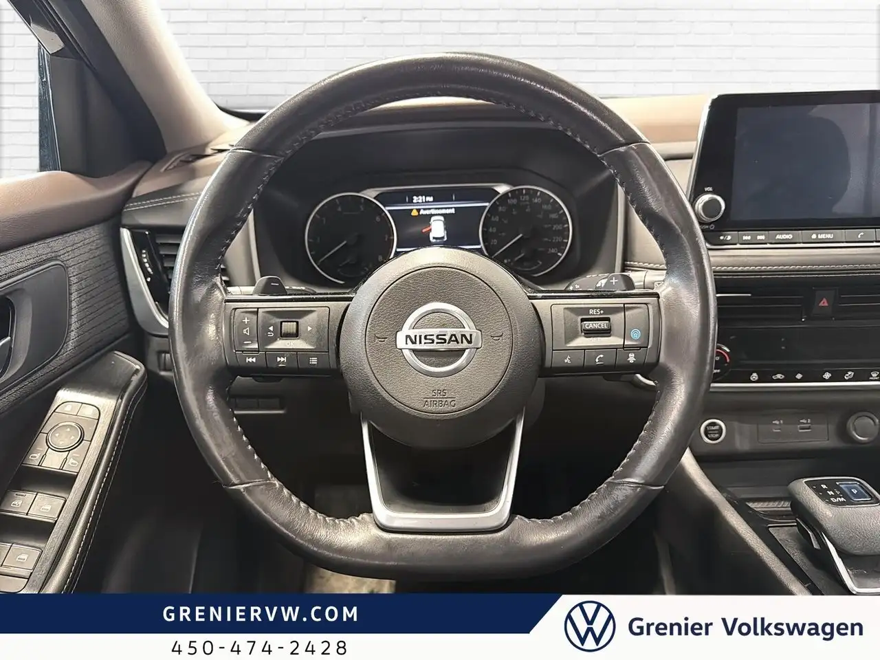 Nissan Rogue снимка Nissan Rogue
