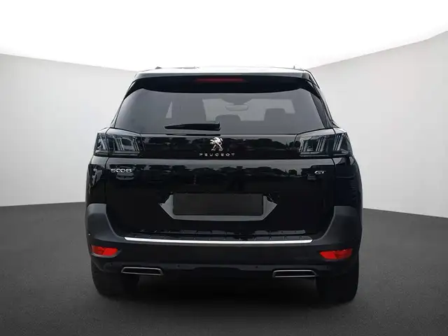 Peugeot 5008 view 4