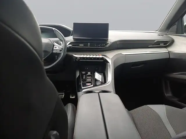 Peugeot 5008 view 11