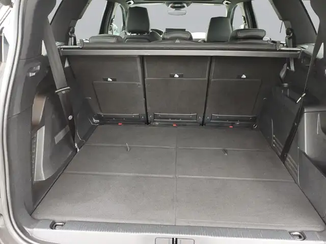 Peugeot 5008 view 8