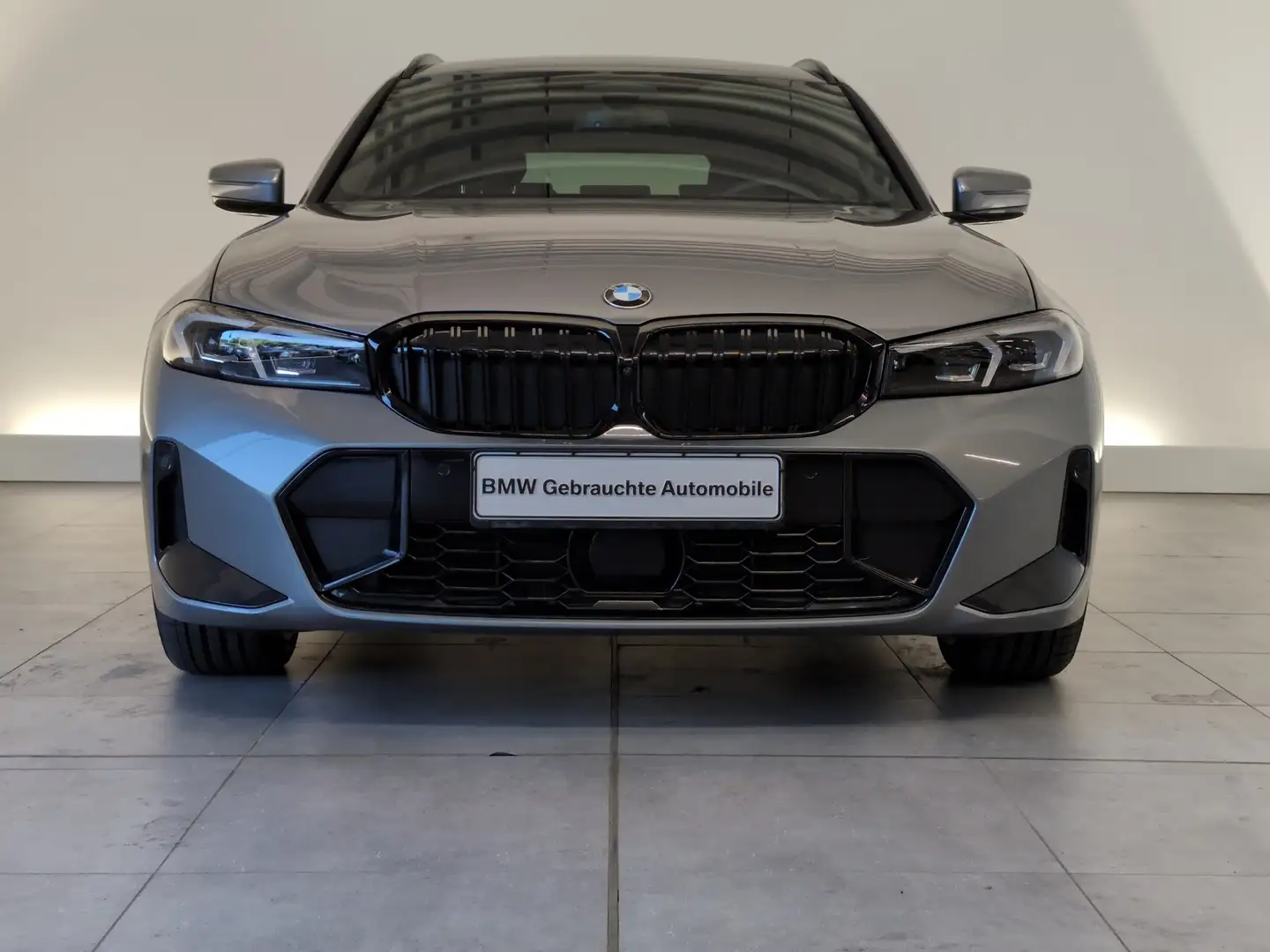 BMW 320 d xDrive Touring M Sportpaket LED/AHK/DAB LED/AHK/ Gris - 2