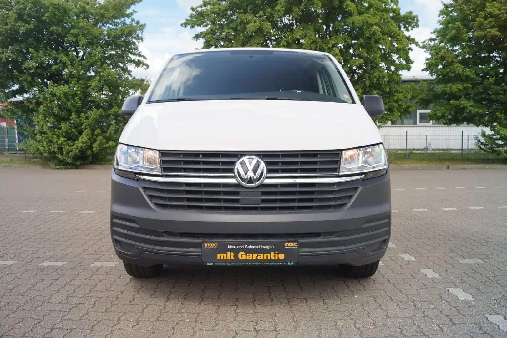Volkswagen T6 Transporter Kasten lang Anhängerk. BT Ra. PDC Weiß - 2