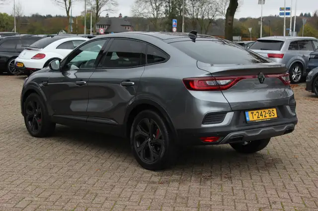Renault Arkana view 3