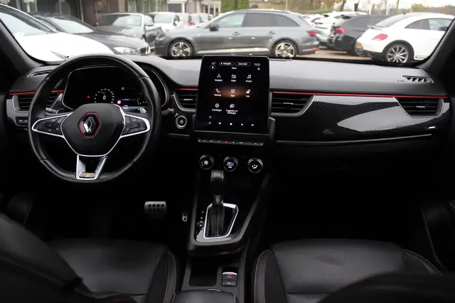 Renault Arkana view 2