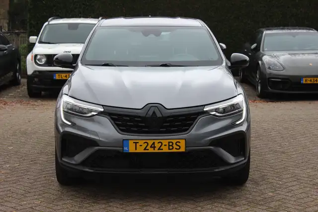 Renault Arkana view 8
