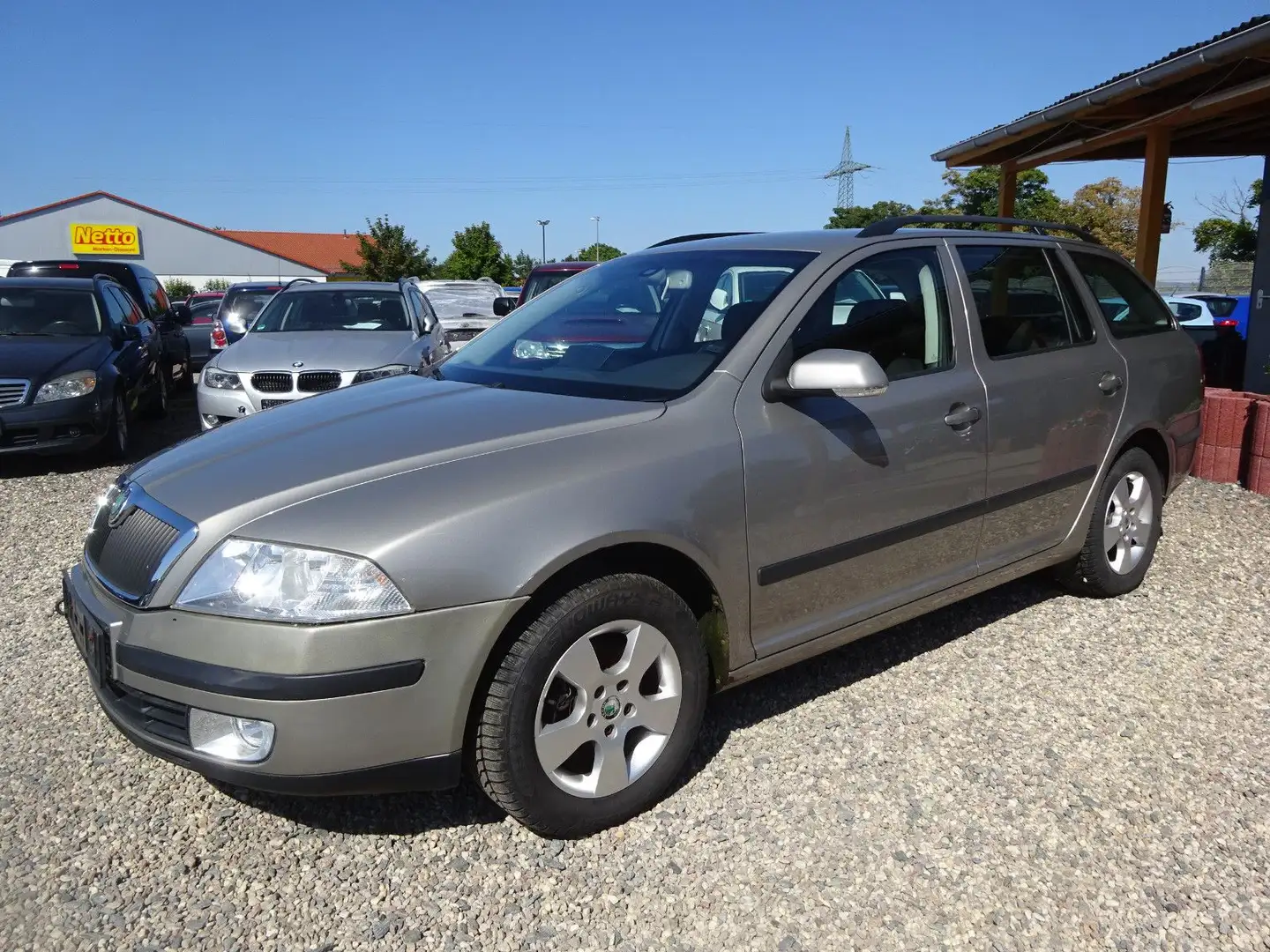 Skoda Octavia Combi 1.8T FSI Elegance Grau - 1