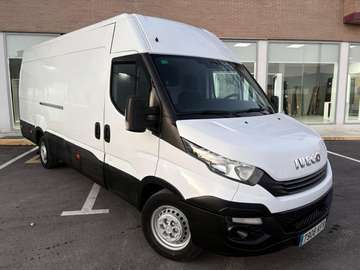 Daily IVECO Industrial  Automático de 4 Puertas