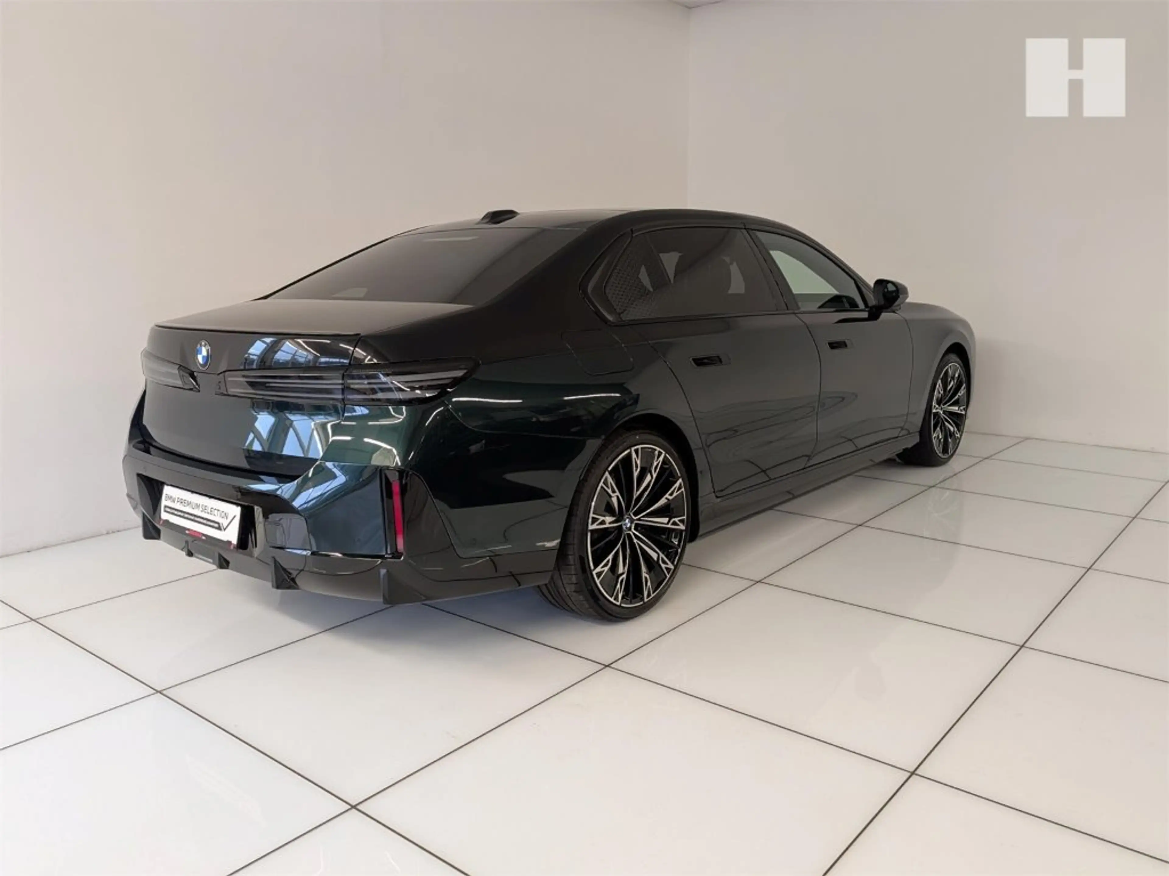 BMW i7 60 xDrive — photo 6