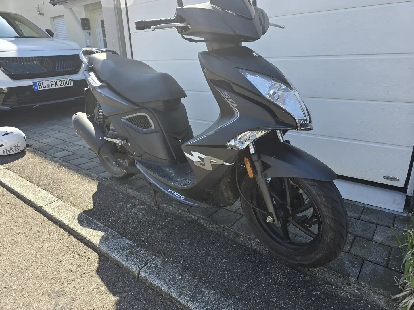 Kymco Super 8 R 50i Black - 1