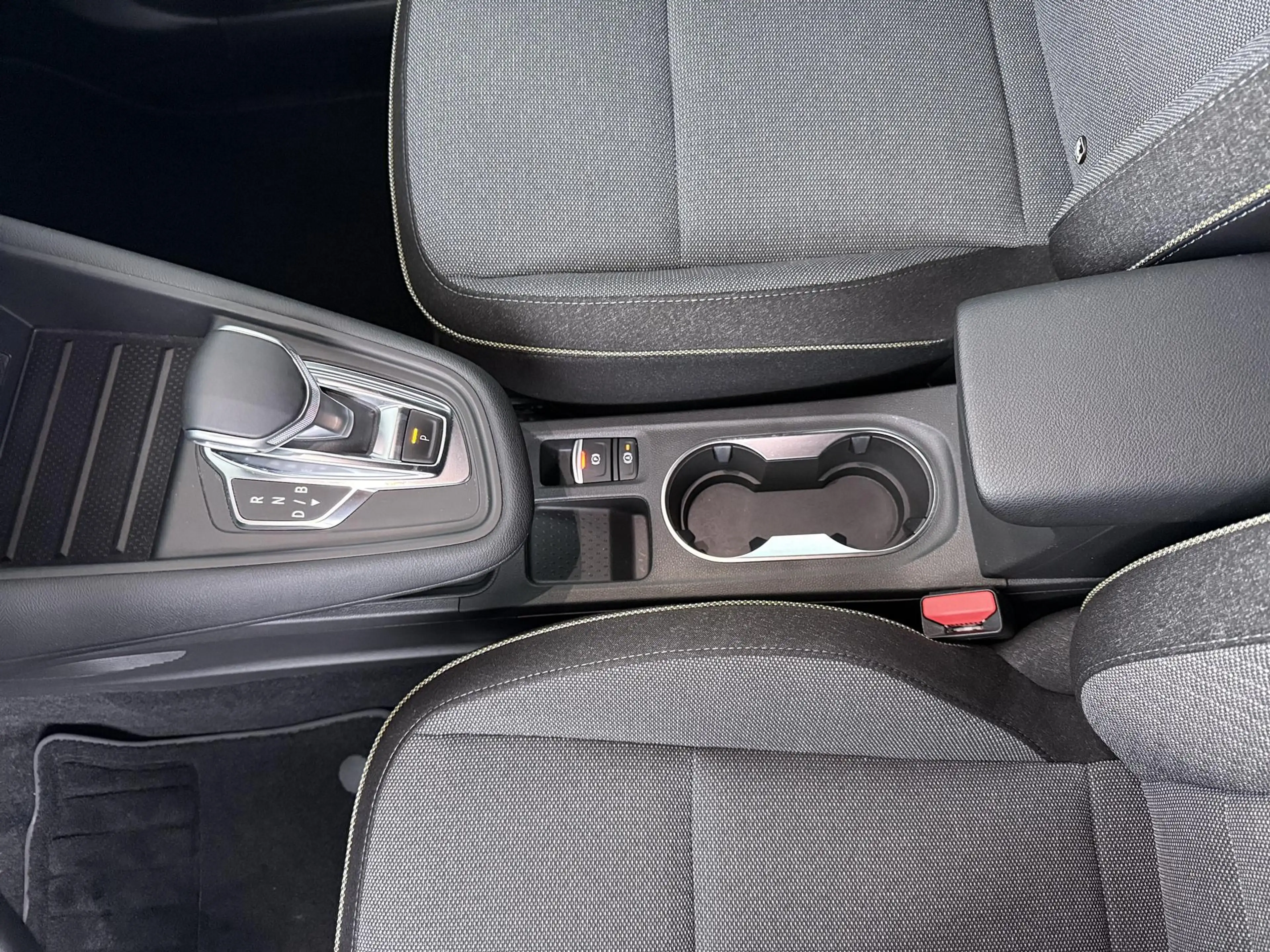 Mitsubishi ASX 1.6 HEV AT First Edition | 360 camera | stoel-, st — photo 12