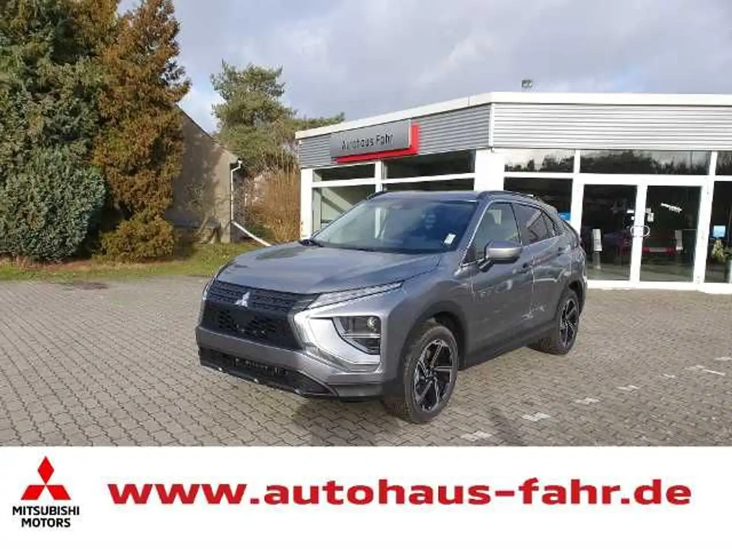 Mitsubishi Eclipse Cross Plug-in Hybrid BASIS 2.4 MIVEC 4WD Grau - 1