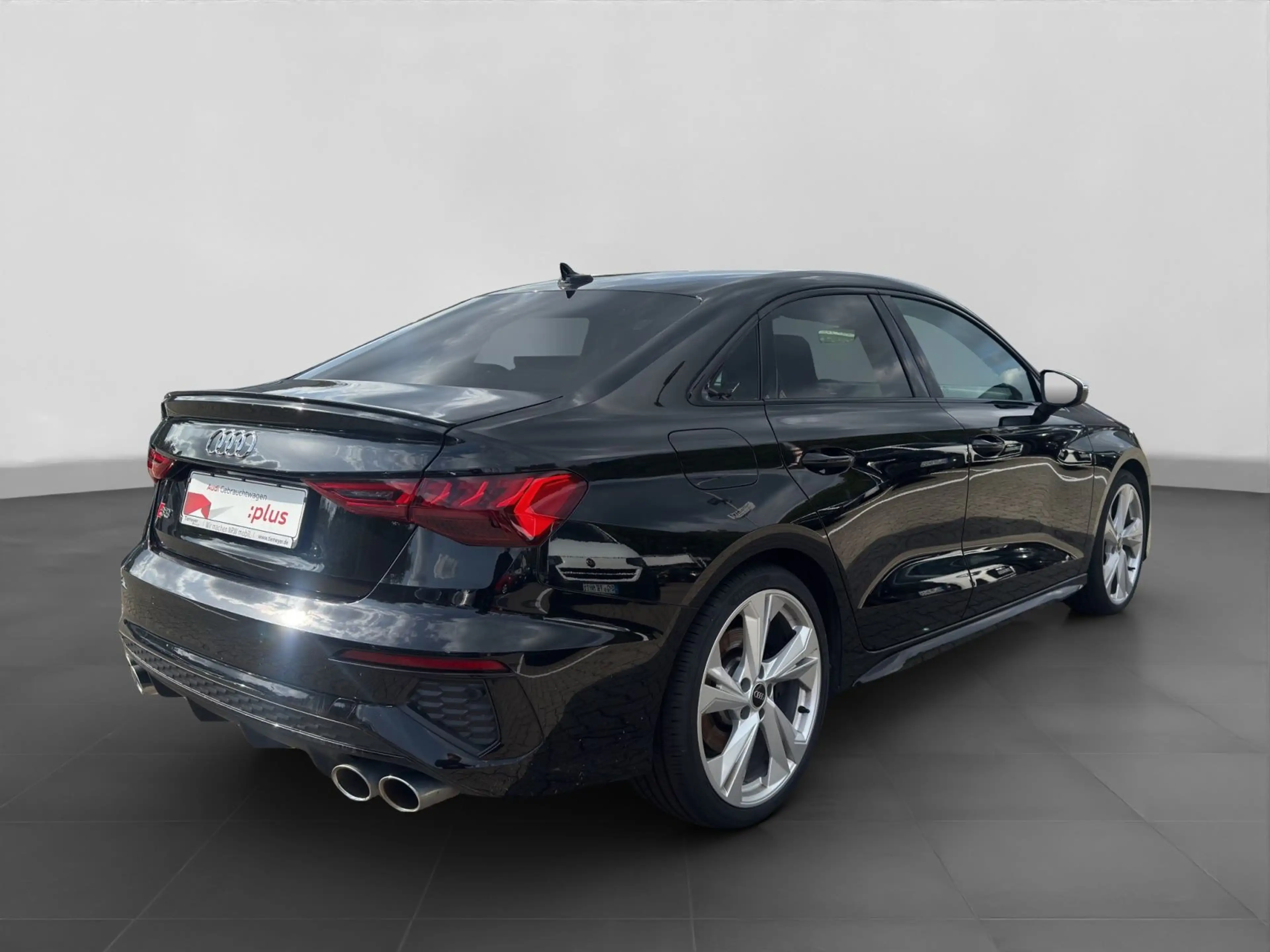 Audi S3 TFSI Q NAVI+ BuO LEDER VIRTUAL LM19 — photo 3
