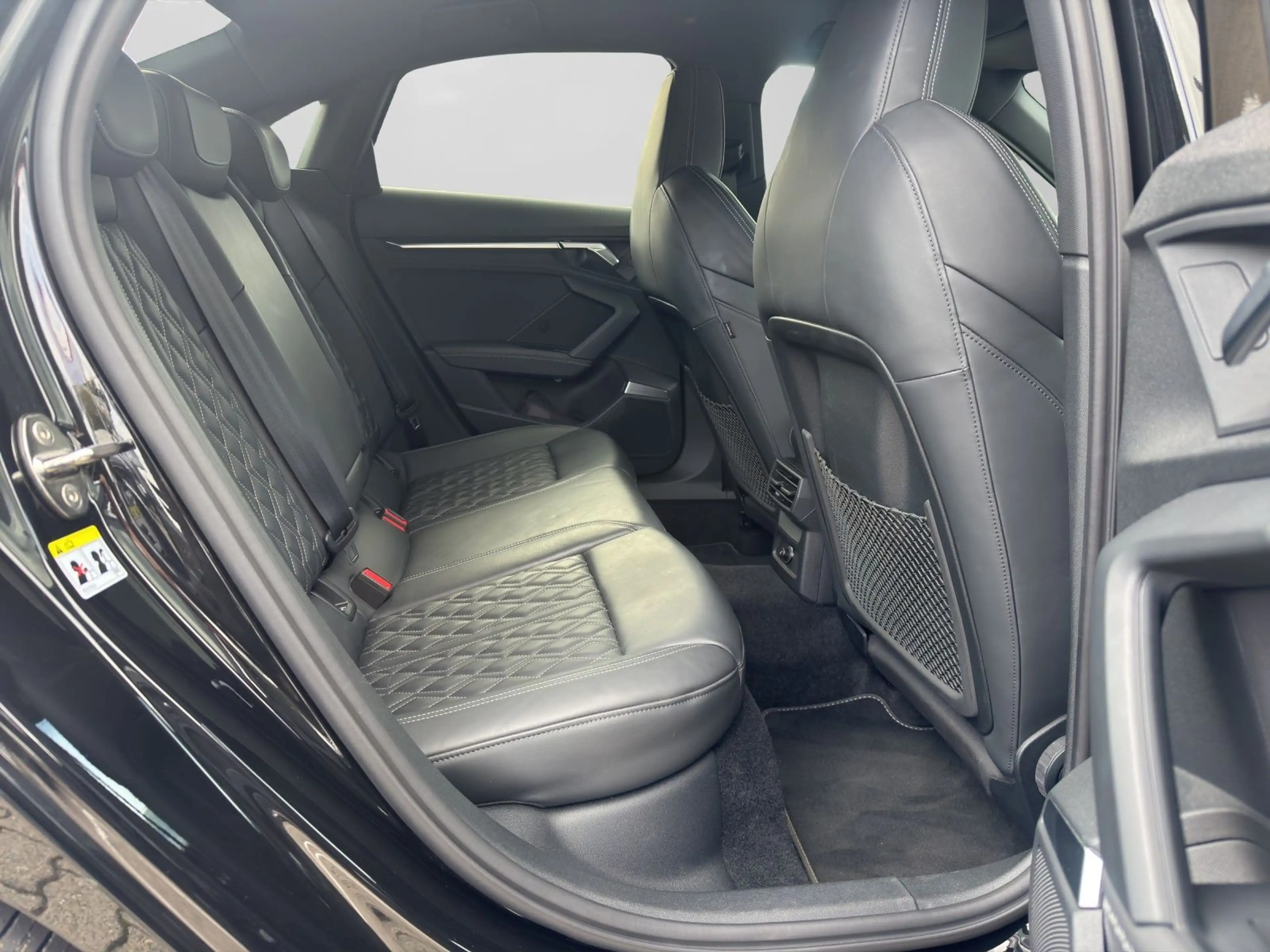 Audi S3 TFSI Q NAVI+ BuO LEDER VIRTUAL LM19 — photo 6