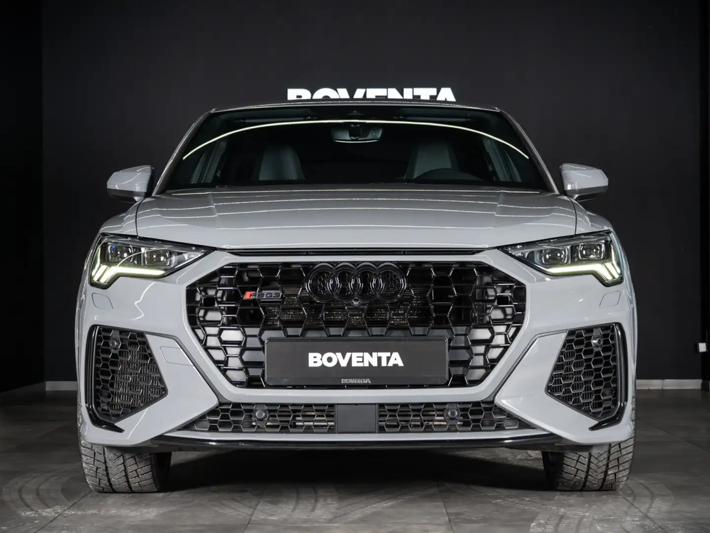 Audi RS Q3 Sportback quattro 2.5 TFSI *RS-SITZ*SPORTAGA*MATRI Grau - 2