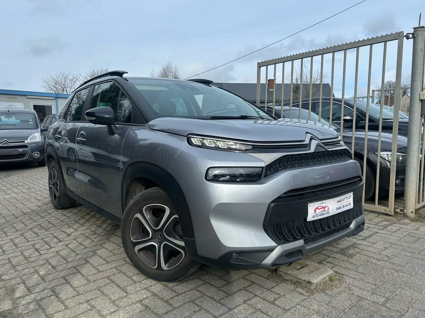 Citroen C3 Aircross 1.5 BlueHDi Feel S&S Grijs - 1