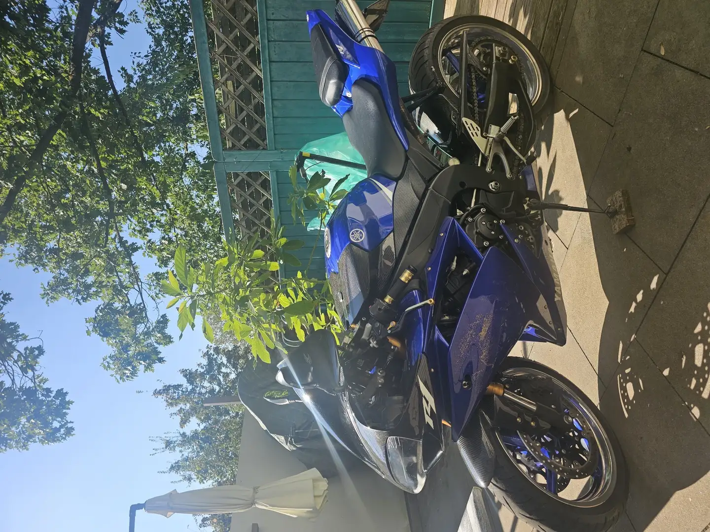Yamaha YZF-R1 Mavi - 2