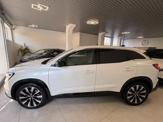 Renault Austral view 3